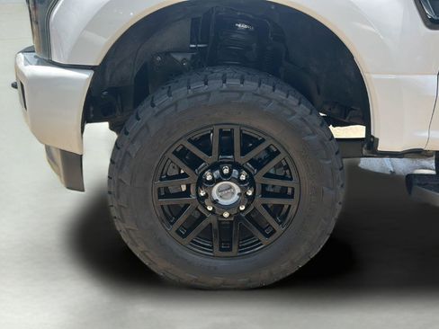 Used 2019 Ford F250 Lariat AWD/4WD image 46