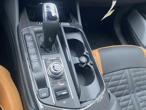 New 2024 Maserati Levante Trofeo image 32