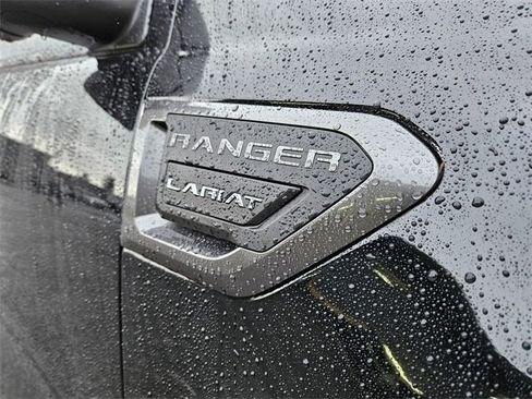 Used 2019 Ford Ranger Lariat w/ Equipment Group 501A Mid image 9