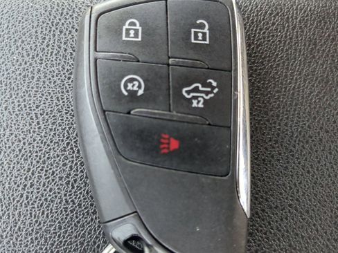 Used 2025 GMC Sierra 1500 SLT image 29