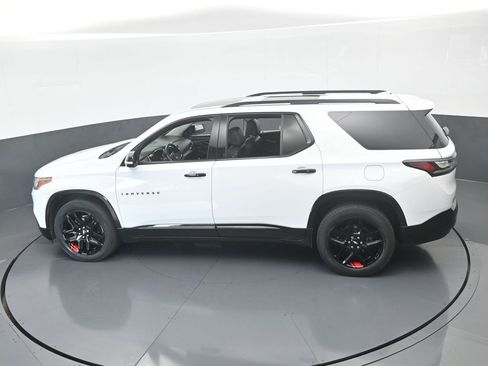 Used 2021 Chevrolet Traverse Premier w/ Redline Edition image 41