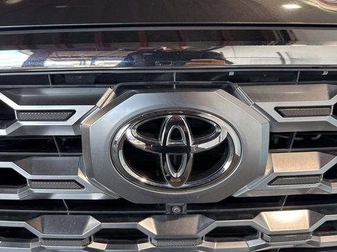 Used 2022 Toyota Tundra 1794 Edition image 12