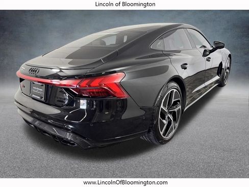 Used 2024 Audi RS e-tron GT w/ Carbon Performance Package AWD/4WD image 7