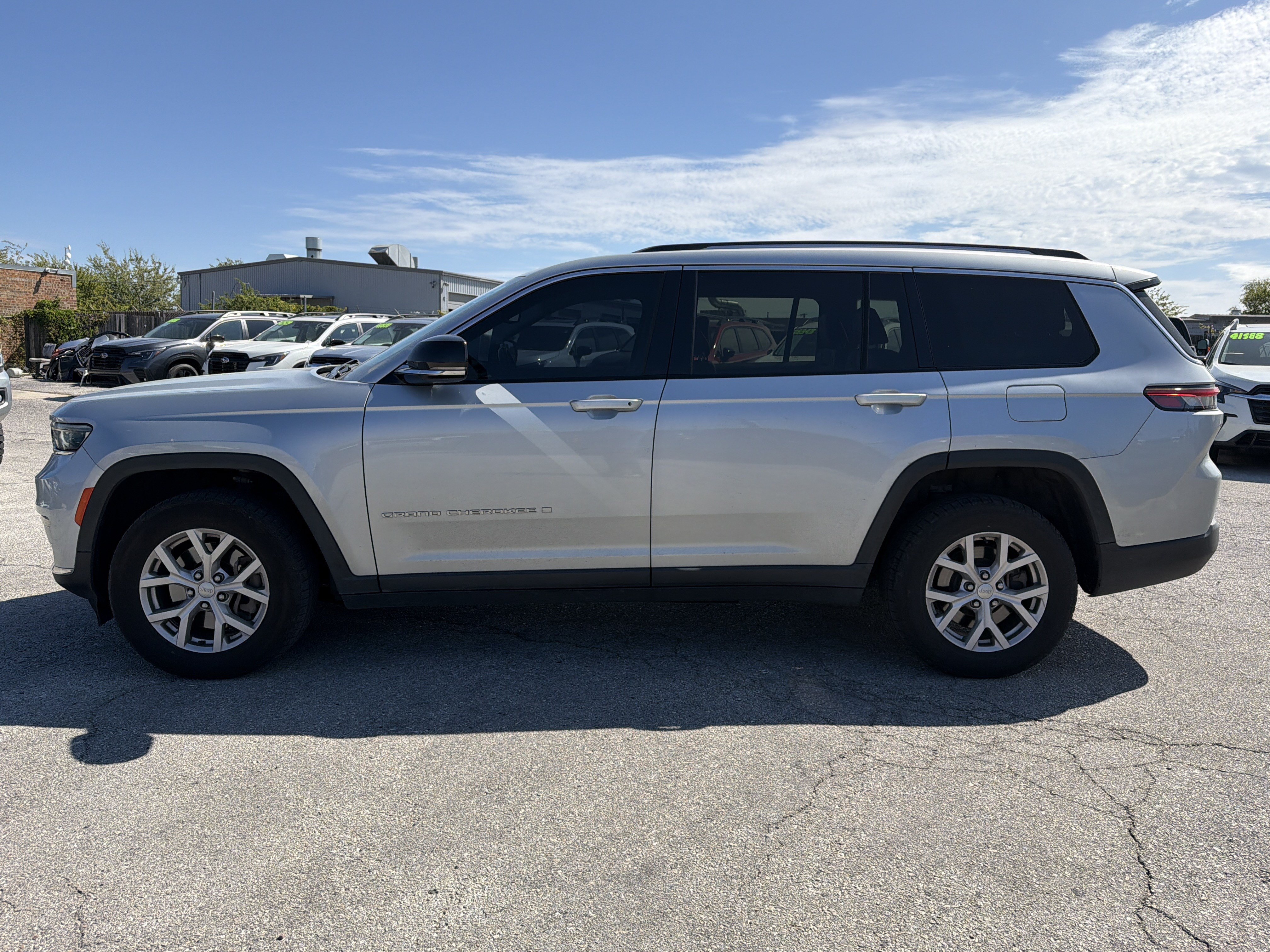 Used 2021 Jeep Grand Cherokee L Limited AWD/4WD image 6