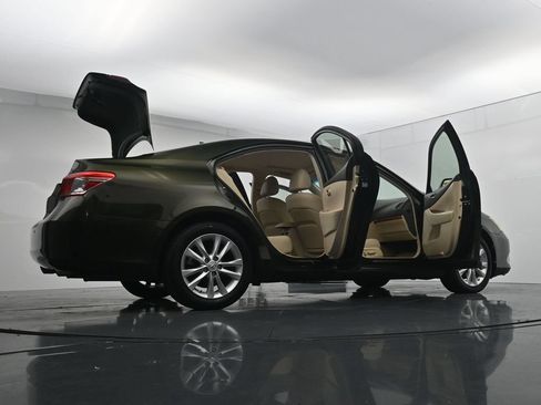 Used 2011 Lexus ES 350 FWD image 39