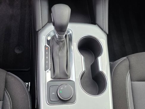 Used 2025 Chevrolet Blazer LT image 24