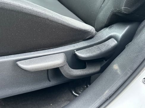 Used 2023 Nissan Kicks S image 15