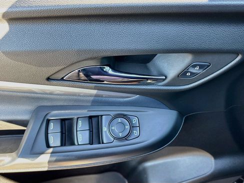 Used 2023 Chevrolet Bolt EUV LT w/ Convenience Package FWD image 17
