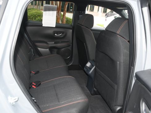 Used 2025 Honda HR-V Sport image 18