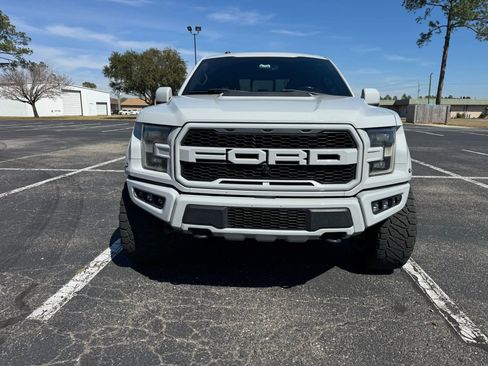 Used 2017 Ford F150 Raptor w/ Equipment Group 802A Luxury image 3
