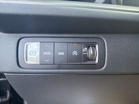 New 2026 Chevrolet Traverse LT w/ Midnight/Sport Edition image 29