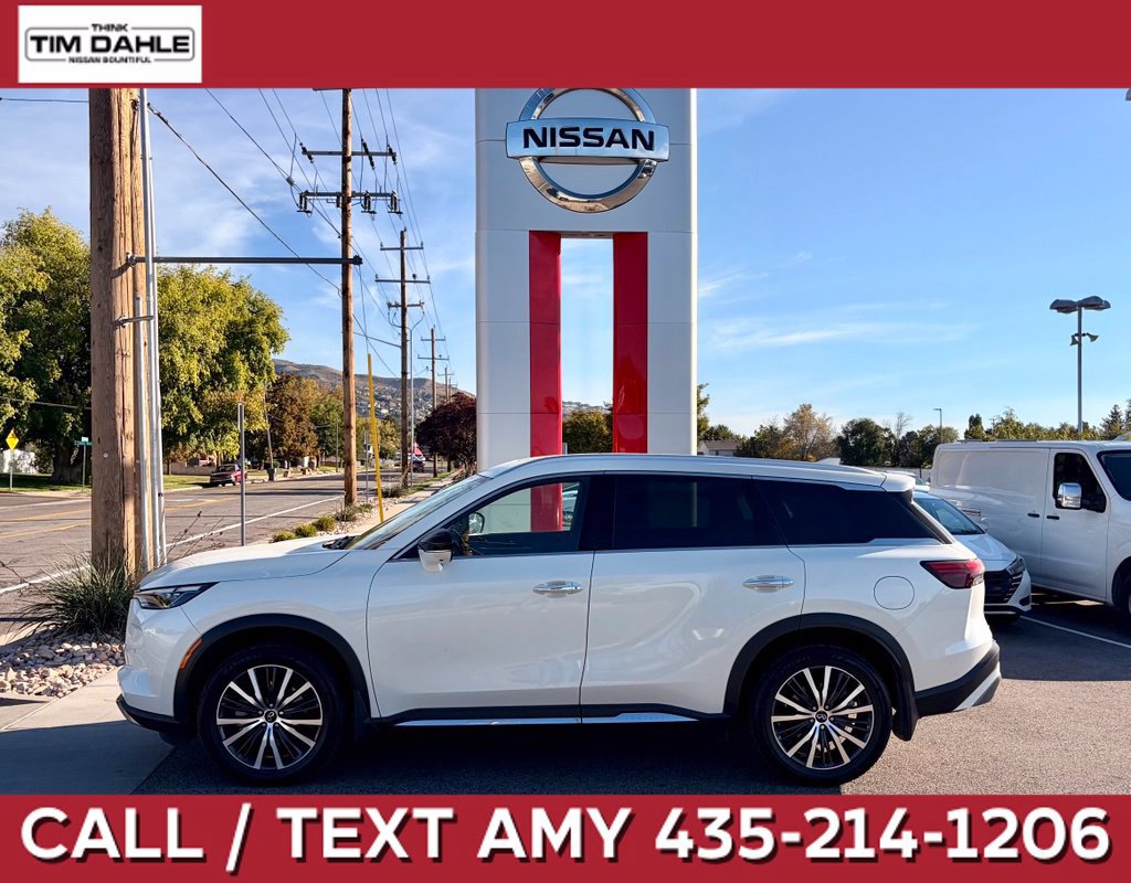 Used 2023 INFINITI QX60 Sensory w/ Cargo Package AWD/4WD image 1