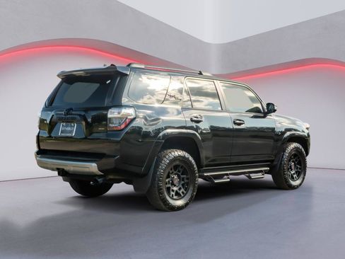 Used 2024 Toyota 4Runner TRD Off-Road Premium w/ Moonroof Package AWD/4WD image 6