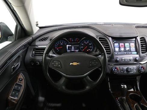 Used 2015 Chevrolet Impala LTZ FWD image 11
