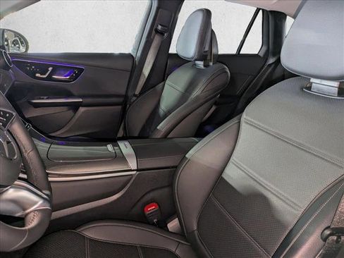 Certified 2025 Mercedes-Benz GLC 350e 4MATIC image 17