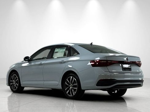 New 2026 Volkswagen Jetta SE FWD image 3