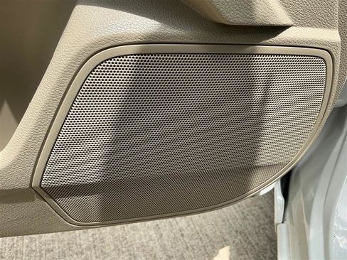Used 2017 Honda Accord EX-L image 26