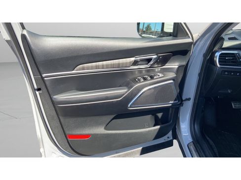Used 2024 Kia Telluride SX AWD/4WD image 7