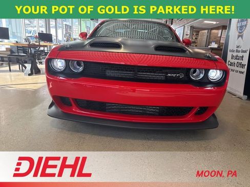 Used 2020 Dodge Challenger SRT Hellcat Redeye image 2
