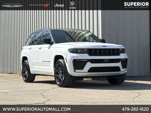 New 2026 Jeep Grand Cherokee Summit image 1