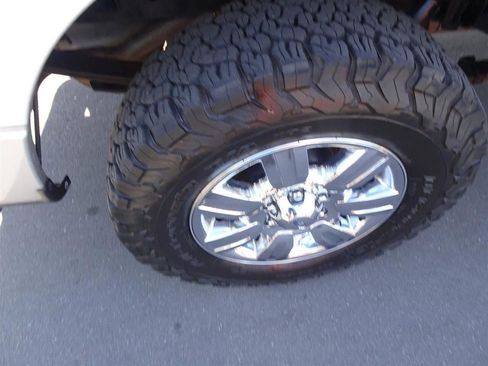 Used 2010 Ford F150 XLT image 13