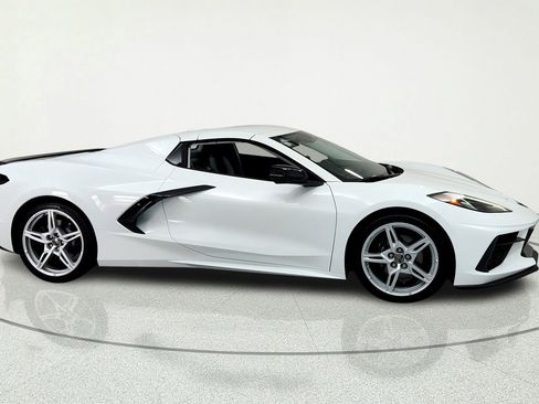 Used 2024 Chevrolet Corvette Stingray Premium Conv w/ Battery Protection Package RWD image 6