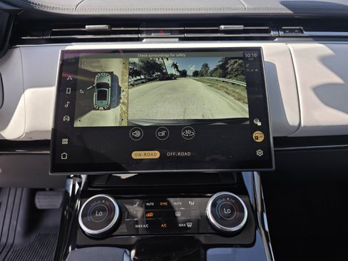 Certified 2023 Land Rover Range Rover Sport SE AWD/4WD image 17