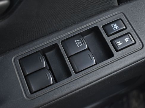 Used 2022 Nissan Frontier S w/ Technology Package RWD image 13