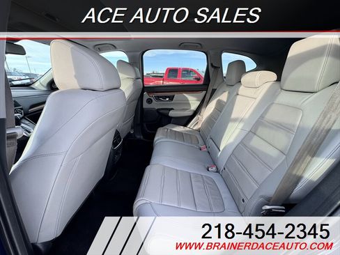 Used 2017 Honda CR-V Touring image 18