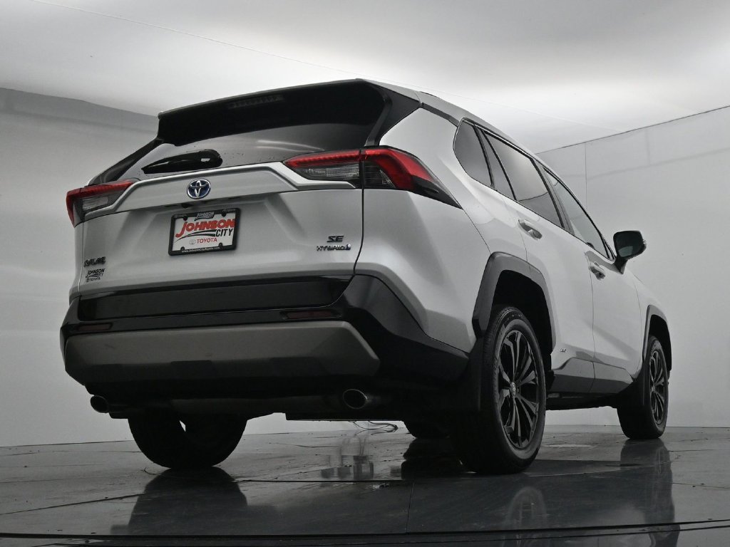 Used 2024 Toyota RAV4 SE AWD/4WD image 36