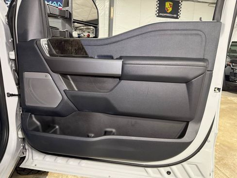 Used 2025 Ford F250 Lariat w/ Lariat Ultimate Package AWD/4WD image 31