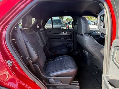Used 2026 Ford Explorer ST AWD/4WD image 18