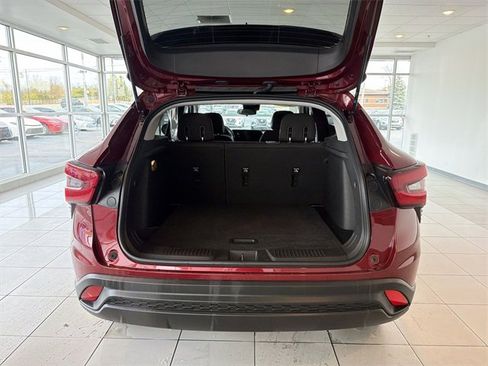 Certified 2025 Chevrolet Trax LS image 15