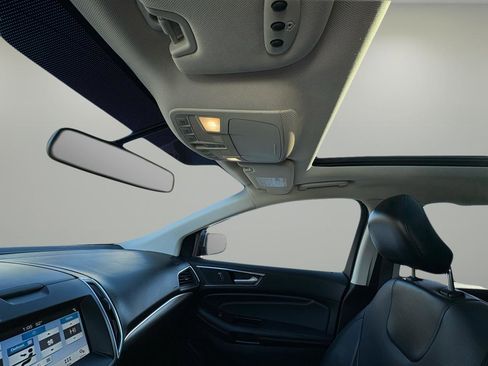 Used 2017 Ford Edge Titanium w/ Equipment Group 301A image 23