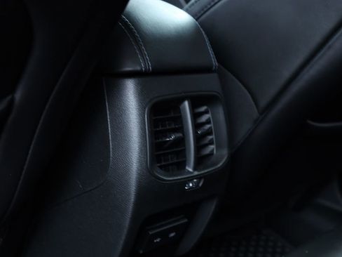 Used 2019 Jeep Cherokee Latitude Plus w/ Cold Weather Group image 15