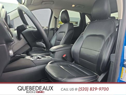 Used 2021 Ford Escape SEL w/ Technology Package image 4