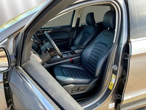 Used 2022 Ford Edge SEL w/ Sport Appearance Package AWD/4WD image 21