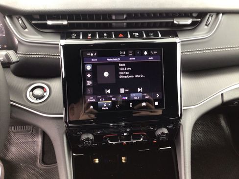 New 2025 Jeep Grand Cherokee 4WD image 14