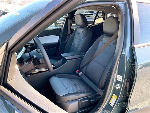 New 2026 Chevrolet Trax LT image 9