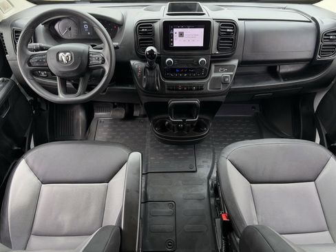 Used 2025 RAM ProMaster 2500 w/ Convenience Group FWD image 12