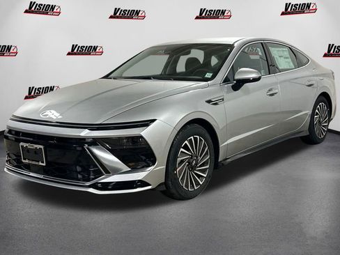 New 2025 Hyundai Sonata SEL image 1