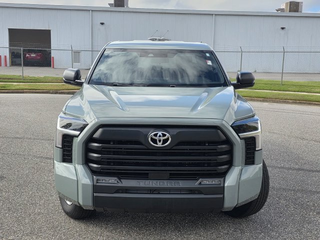 Used 2025 Toyota Tundra SR5 w/ SR5 Convenience Package AWD/4WD image 2