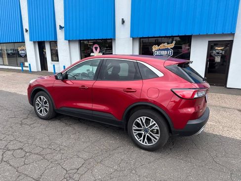 Used 2022 Ford Escape SEL w/ Technology Package AWD/4WD image 17