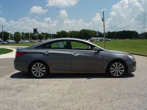 Used 2012 Hyundai Sonata SE FWD image 13