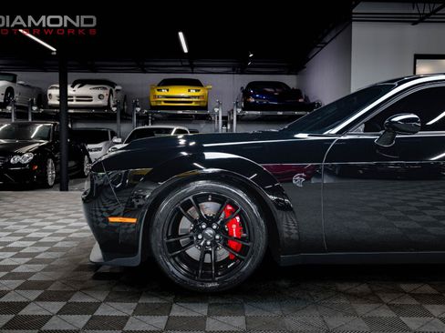 Used 2020 Dodge Challenger SRT Hellcat Redeye RWD image 13