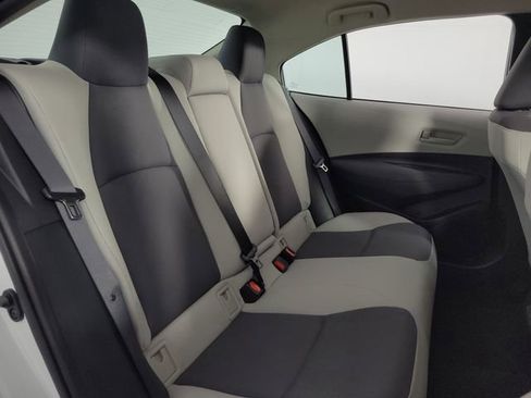 Used 2023 Toyota Corolla LE FWD image 16