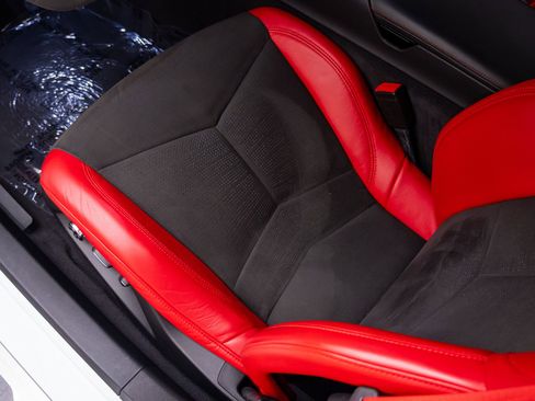Used 2020 Chevrolet Corvette Stingray Premium Cpe w/ 3LT Preferred Equipment Group RWD image 15