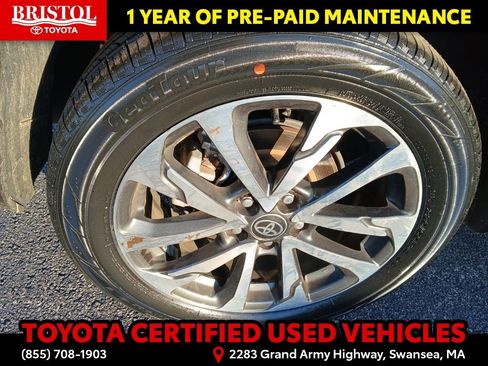 Certified 2024 Toyota Corolla Cross XLE image 11
