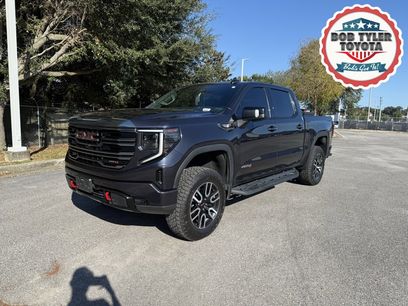 Used 2023 GMC Sierra 1500 AT4 w/ Technology Package