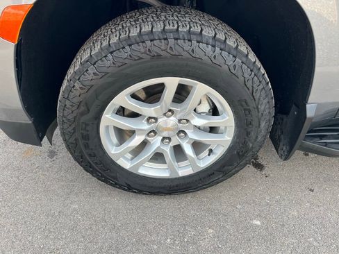 Used 2021 Chevrolet Tahoe LT w/ Rear Media and Nav Package image 13